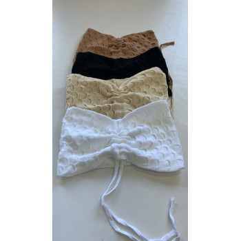 TOP DE HILO CON TIRA AL CUELLO